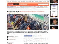 Bild zum Artikel: Pendlerzug in Perth: Passagiere kippen Waggon und befreien eingeklemmten Mann