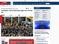 Bild zum Artikel: „Ausländer-raus“-Rufe in Innenstadt - 2500 Hooligans demonstrieren in Köln gegen Salafisten