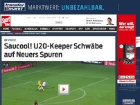 Bild zum Artikel: Saucool! U20-Keeper Schwäbe auf Neuers Spuren Saucoole Aktion vom deutschen U20-Keeper Marvin Schwäbe: In der Partie gegen Polen wandelt er auf den Spuren von Manuel Neuer... Das Video! »