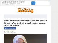 Bild zum Artikel: Diese Frau tätowiert Menschen am ganzen Körper. Was sie im Spiegel sehen, kannst du nicht sehen.