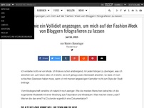 Bild zum Artikel: Ich habe mich wie ein Vollidiot angezogen, um mich auf der Fashion Week von Bloggern fotografieren zu lassen