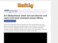 Bild zum Artikel: Ein Obdachloser setzt sich ans Klavier und nach 2:25 traut niemand seinen Ohren.