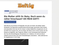 Bild zum Artikel: Die Mutter stillt ihr Baby. Doch wenn du näher hinschaust? OH MEIN GOTT!