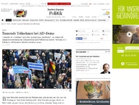Bild zum Artikel: Tausende Teilnehmer bei AfD-Demo in Berlin - Polizei hält Gegner zurück