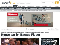 Bild zum Artikel: Huntelaar feuert Barney vor Ort an