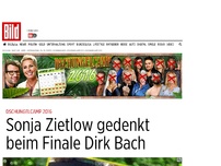 Bild zum Artikel: Dschungelcamp 2016 - Sonja Zietlow gedenkt beim Finale Dirk Bach