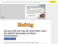 Bild zum Artikel: Die Jury hält die Frau für einen Witz, doch ihr Auftritt lässt jeden im Raum hinschmelzen.