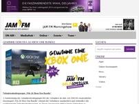 Bild zum Artikel: John & Rasheed schenken dir eine Xbox One + FIFA 16!