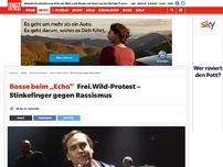 Bild zum Artikel: Bosse beim „Echo“: Frei.Wild-Protest – Stinkefinger gegen Rassismus