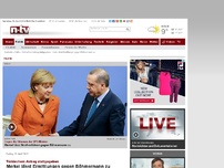 Bild zum Artikel: Türkischem Antrag stattgegeben: Merkel macht Weg für Ermittlungen gegen Böhmermann frei