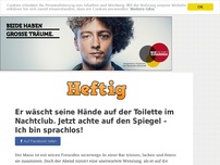 Bild zum Artikel: Er wäscht seine Hände auf der Toilette im Nachtclub. Jetzt achte auf den Spiegel – Ich bin...