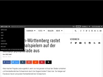 Bild zum Artikel: ​Pegida Baden-Württemberg rastet wegen Nationalspielern auf der Kinderschokolade aus