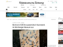 Bild zum Artikel: Rentnerin füllt Kreuzworträtsel-Kunstwerk im Museum aus