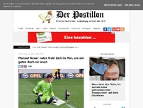 Bild zum Artikel: Manuel Neuer nutzt freie Zeit im Tor, um ein gutes Buch zu lesen