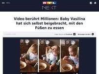 Bild zum Artikel: Baby Vasilina hat sich selbst beigebracht, mit den Füßen zu essen