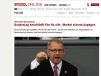 Bild zum Artikel: Historische Entscheidung: Bundestag beschließt Ehe für alle - Merkel stimmt dagegen