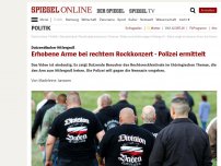 Bild zum Artikel: Dutzendfacher Hitlergruß: Erhobene Arme bei rechtem Rockkonzert - Polizei ermittelt