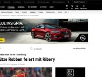Bild zum Artikel: Sprint zur Ersatzbank: Robben feiert Tor mit Ribery