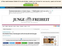Bild zum Artikel: Anti-Merkel-Demo: Hamburgerin will sich Gewalt nicht beugen