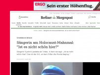 Bild zum Artikel: Syahrini in Berlin: Sängerin am Holocaust-Mahnmal: 'Ist es nicht schön hier?'