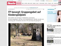 Bild zum Artikel: Perchtoldsdorf: FP besorgt: Gruppengebet auf Kinderspielplatz