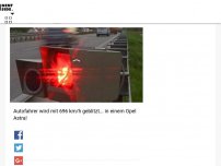 Bild zum Artikel: Autofahrer wird mit 696 km/h geblitzt... in einem Opel Astra!