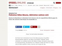 Bild zum Artikel: Hambacher Forst: 'Personen verrichten ihre Notdurft über Polizeibeamten'