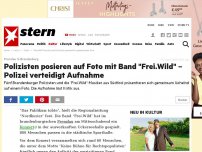 Bild zum Artikel: Prenzlau in Brandenburg: Polizisten posieren auf Foto mit Band 'Frei.Wild' – Polizei verteidigt Aufnahme