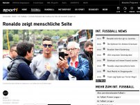Bild zum Artikel: Ronaldo lässt Teambus für kleinen Jungen stoppen