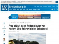 Bild zum Artikel: Frau stürzt nach Reifenplatzer von Harley: Lkw-Fahrer bilden Schutzwall