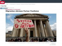 Bild zum Artikel: Protestaktion in Frakreich: Migranten stürmen Pariser Panthéon