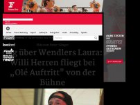 Bild zum Artikel: Gag über Wendlers Laura: Willi Herren fliegt bei „Olé Auftritt' von der Bühne