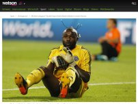 Bild zum Artikel: Mit dem lustigsten Torjubel hopst Goalie Kidiaba in unsere Herzen