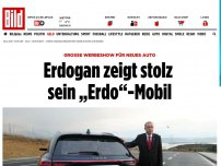 Bild zum Artikel: Große Werbeshow - Erdogan zeigt stolz sein „Erdo“-Mobil
