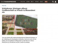 Bild zum Artikel: Schönbrunn: Köstinger pflanzt Grußbotschaft an Wiener in Blumenbeet ein