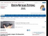 Bild zum Artikel: Mannheim/Landau:  Dreiste Drängler zeigen Zivilbeamten Mittelfinger