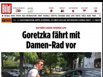 Bild zum Artikel: Bayern legen wieder los - Goretzka fährt mit Damen-Rad vor