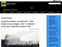 Bild zum Artikel: Justizministerin Lambrecht: 'Der Staat muss zeigen, wer in diesem Land das Gewaltmonopol hat'