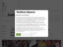 Bild zum Artikel: „Querdenken“-Proteste: Kein Abstand und keine Masken in Stuttgart