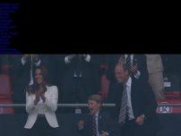 Bild zum Artikel: EM-Finale: In Anzug und Krawatte: So feiert Prinz George die frühe Führung für England
