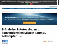 Bild zum Artikel: Brände bei E-Autos sind mit konventionellen Mitteln kaum zu bekämpfen