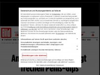 Bild zum Artikel: Nach Aua-Tor gegen BVB - Amsterdam-Kicker trägt frechen Penis-Gips