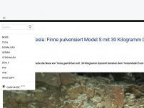 Bild zum Artikel: Nase voll von Tesla: Finne pulverisiert Model S mit 30 Kilogramm Dynamit