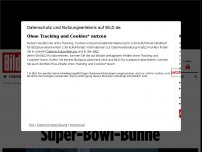 Bild zum Artikel: Super-Bowl-Aufreger - Snoop Dogg kiffte auf der Super-Bowl-Bühne