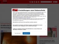 Bild zum Artikel: Einsatz im Westviertel - Feuer-Katastrophe in Essen: Ganzer Wohnblock steht in Flammen