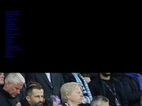 Bild zum Artikel: 3:0-Niederlage gegen Manchester City: Das Aus in der Königsklasse droht: Wie die Bayern-Bosse sich gnadenlos verzockt haben